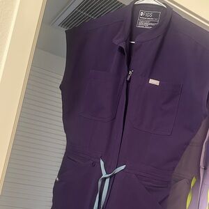 Figs purple jam Rafaela petite small jumpsuit jogger like new !